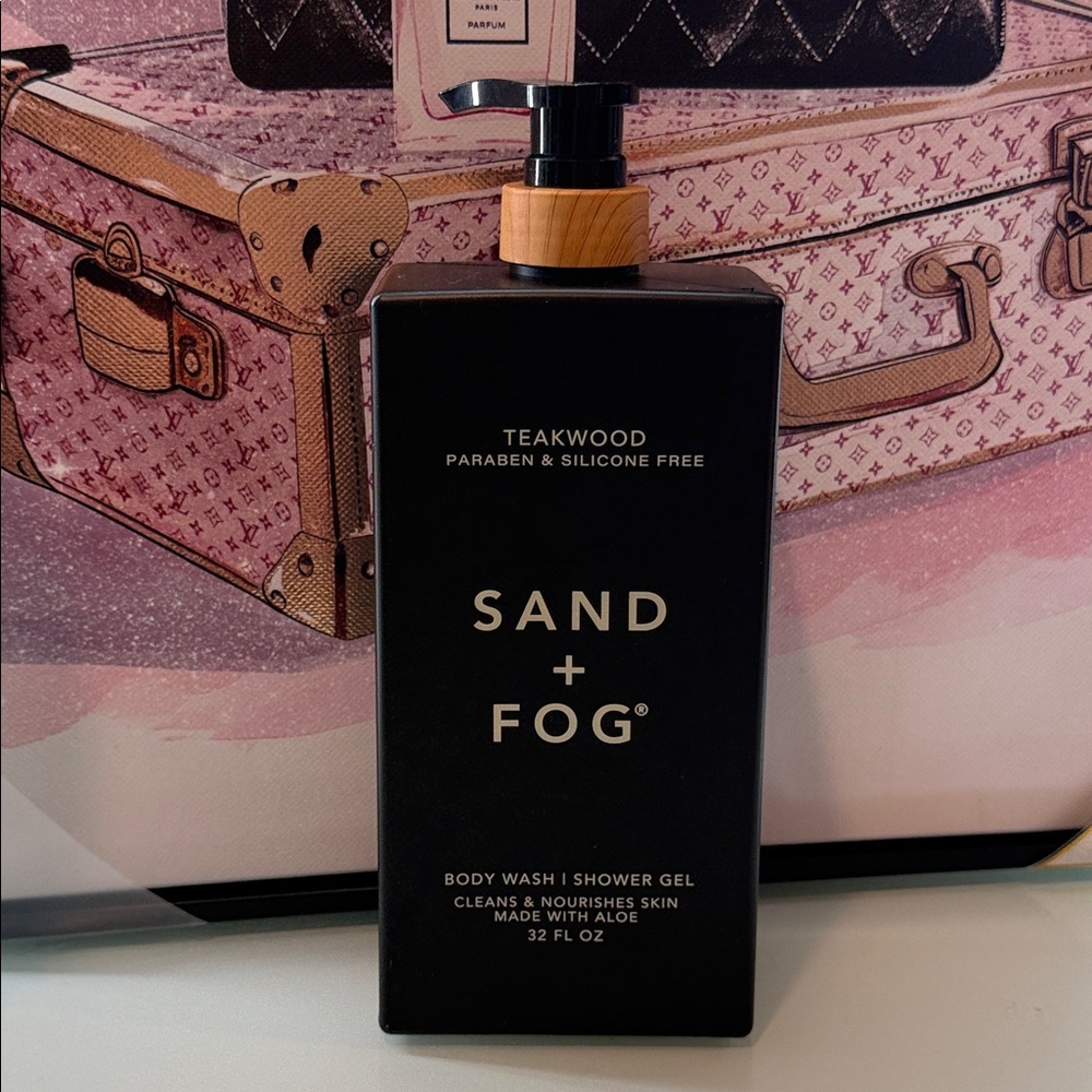 Sand + Fog Teakwood Shower Gel